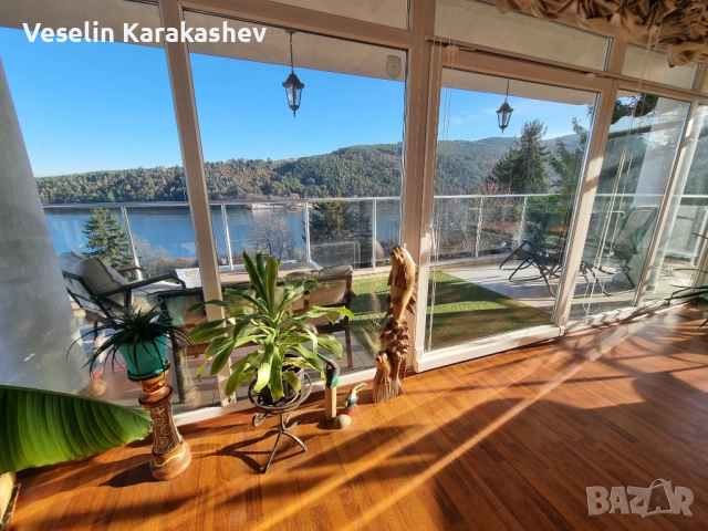 ПРОДАВА СЕ АПАРТАМЕНТ НАД ЕЗЕРОТО С ПОДЗЕМНО ПАРКОМЯСТО! ДИРЕКТНО ОТ СОБСТВЕНИК - БЕЗ КОМИСИОННИ!, снимка 4 - Апартаменти - 52790184