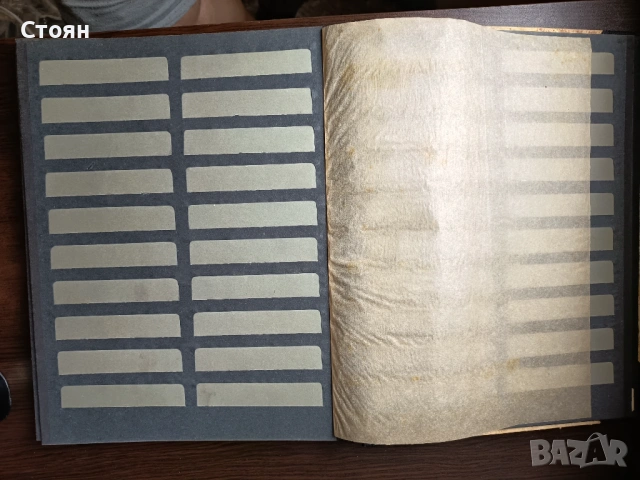 Класьор за пощенски марки, снимка 3 - Филателия - 49355575