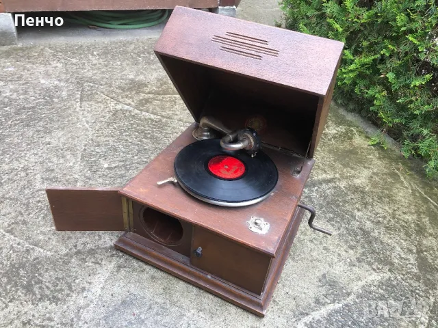 старинен грамофон "POLYPHON MUSIC" - Germany, снимка 2 - Антикварни и старинни предмети - 49760027