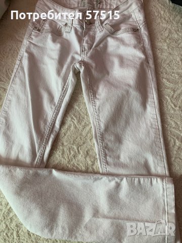 Bershka бели дънки, снимка 2 - Дънки - 40710717