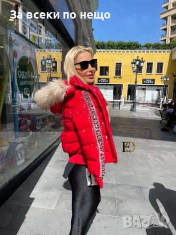 Guess Дамско Зимно Яке - Налични Различни Цветове Код SK561, снимка 4 - Якета - 53059447