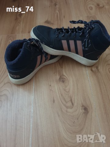 Кецове "Адидас" - 35 лева , снимка 3 - Детски маратонки - 38112415