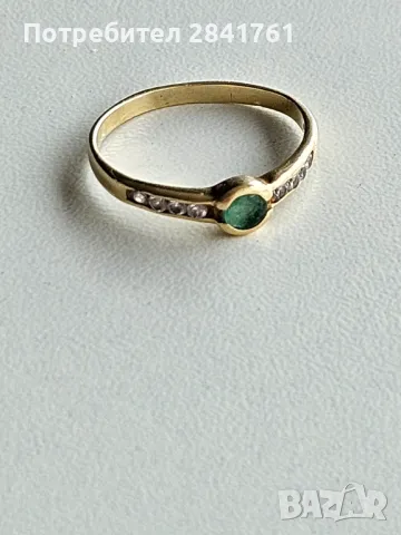 Златен пръстен 18К проба 750 със зелен и бели камъни, снимка 4 - Пръстени - 48989044