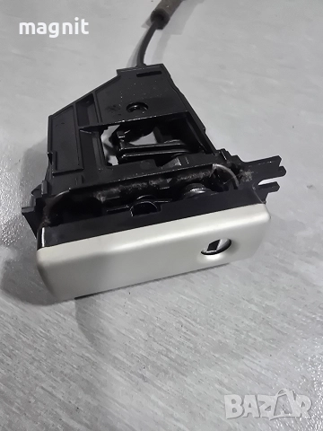 7L5857141B Ключалка с бутон брава Porsche Cayenne , снимка 2 - Части - 52565590