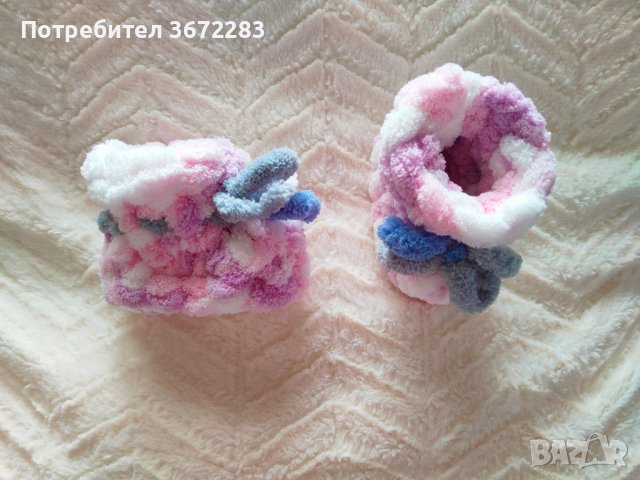 Ръчно плетени бебешки ботуши/обувки, снимка 4 - Бебешки обувки - 44242929