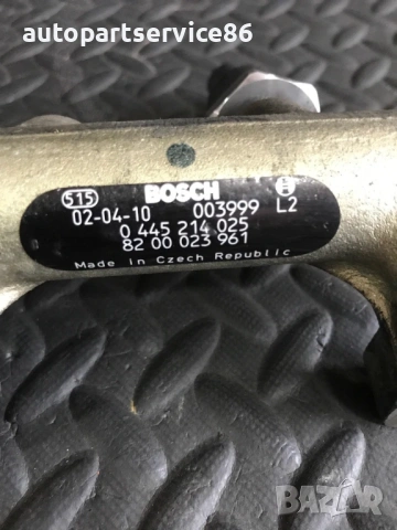 Горивна рейка с датчик Bosch за Opel Movano dCi (2005) 0445214025 8200023961, снимка 3 - Части - 54304350