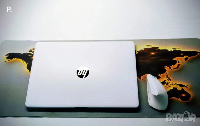 Бял лаптоп HP, с чанта, отличен! , снимка 7 - Лаптопи за дома - 53928292