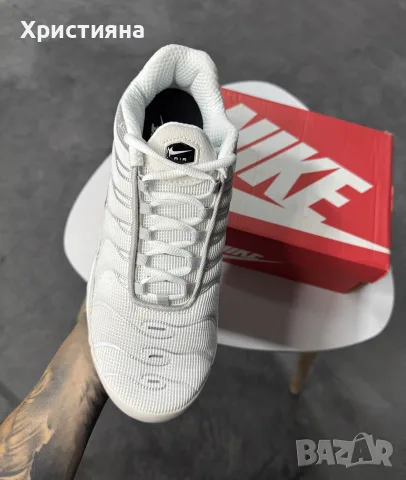 Nike Air Max Plus Triple White , снимка 2 - Маратонки - 56443292