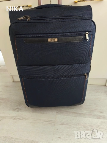 Голям куфар тъмно син. , снимка 5 - Куфари - 53915132