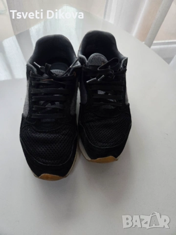 Много удобни маратонки на HOFF