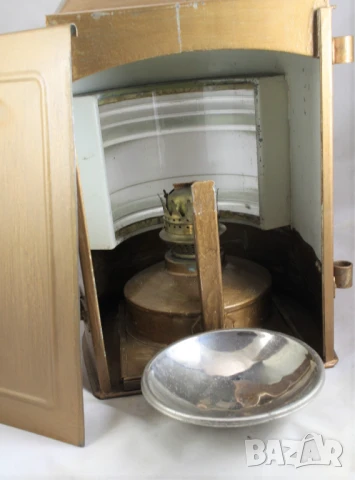 Корабен фенер кърмови от търговски кораб., снимка 5 - Антикварни и старинни предмети - 50468615