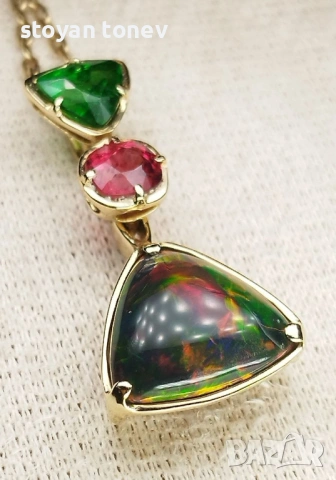 Black Opal Pendant – реверсивен медальон с невероятен черен опал! , снимка 10 - Колиета, медальони, синджири - 54085849