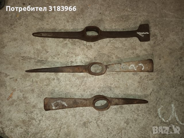 голям лот 3 кирки, снимка 1