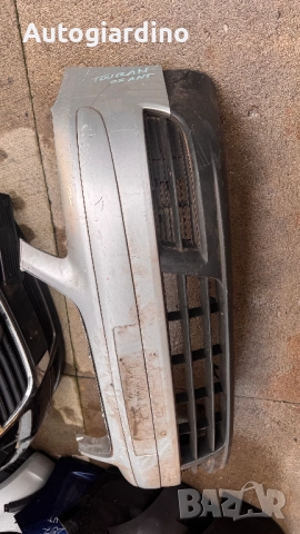 Предна Броня за VW Touran 2005, снимка 3 - Части - 52504697