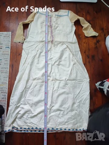 Автентична Женска Риза Част от Народна Носия , снимка 2 - Антикварни и старинни предмети - 49929469