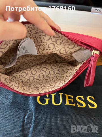 Оригинална чанта на Guess-чисто нова, снимка 7 - Чанти - 44819663