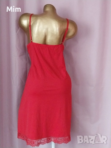 46/48 Червена еластична нощница с дантела , снимка 8 - Нощници - 52717401