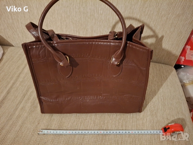 дамска чанта, снимка 2 - Чанти - 52014717