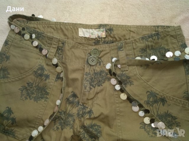 Къси панталони  Roxy, снимка 2 - Къси панталони и бермуди - 29216557