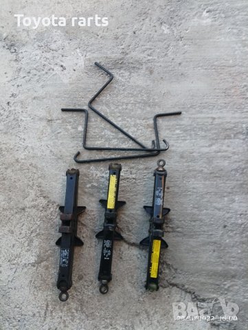 Крикове за Тойоти