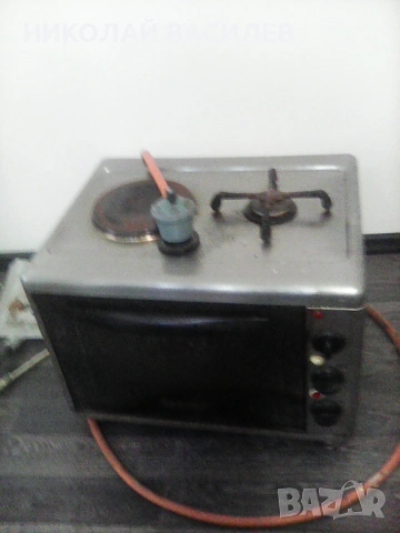 Предлага  печка  с  фурна     на  газ /  и   един котлон   на  ток  ., снимка 3 - Печки, фурни - 51850836