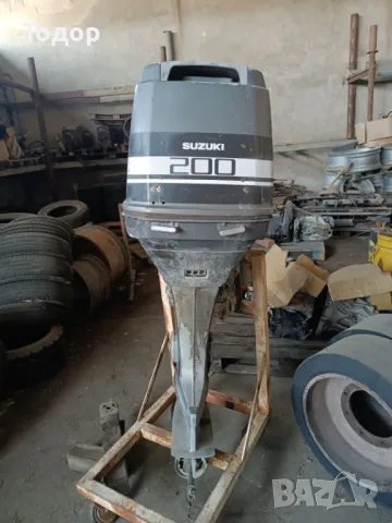 Продавам извънб. д-л SUZUKI 200HP, внос от Италия,  работещ, със спукано торпедо. Може и за части., снимка 2 - Воден транспорт - 47434508