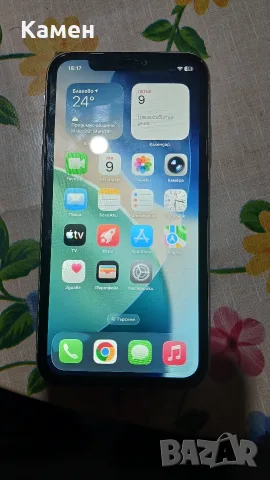 Продавам iphone 11 за части