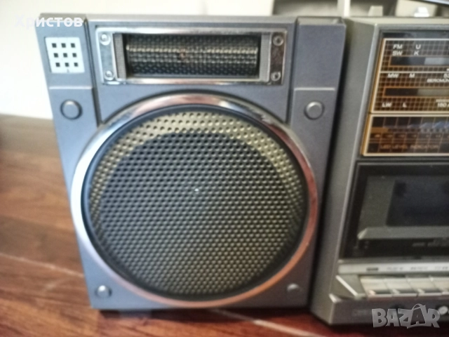 Hitachi радио касетофон , снимка 2 - Радиокасетофони, транзистори - 52504139