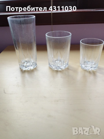 Пет различни  нови  комплекти чаши 