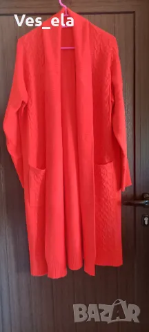 дълга червена дебела отворена тънка жилетка с джобове , снимка 1