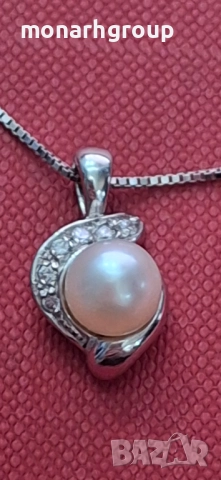 Златна верижка с висулка 18к /бяло злато/, снимка 4 - Колиета, медальони, синджири - 52164324