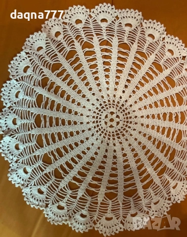Плетена ръчно покривка за маса 20 лв, снимка 11 - Декорация за дома - 51863811