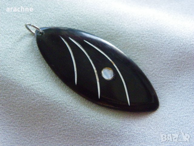 Уникално!-новозеландски медальон от балена на кит, снимка 4 - Колиета, медальони, синджири - 42125020