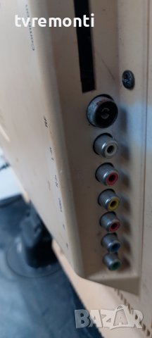  Телевизор 19" за автомобил на 12в НЯМА цифров тунер LENCO , снимка 4 - Телевизори - 39394414