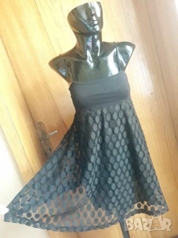 Черна къса разкроена рокля с мрежа и хастар М, снимка 2 - Рокли - 21307825