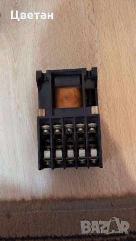 Контактори, снимка 8 - Резервни части за машини - 31720677