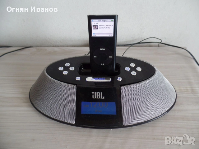 JBL On Time™ 200P и iPod Nano 2gen