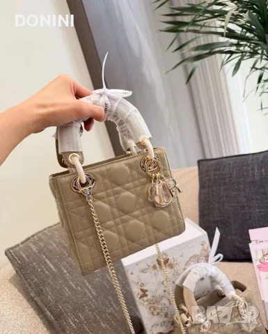 Christian Dior Дамска чанта, кожа, снимка 5 - Чанти - 56347416