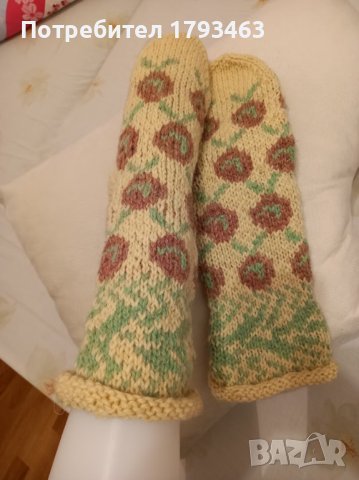 Ръчно плетени дамски чорапи от вълна, размер 38, снимка 2 - Дамски чорапи - 44406171
