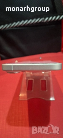 Телефон Iphone 16  /128 gb 100% батерия/ + кейс, снимка 7 - Apple iPhone - 52498289