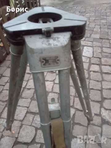 Триножник , снимка 4 - Чанти, стативи, аксесоари - 48352130