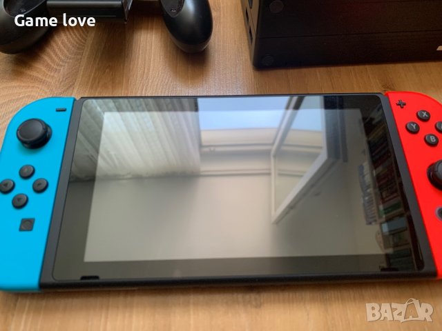 Nintendo switch Нинтендо в отлично състояние, снимка 2 - Nintendo конзоли - 37644518
