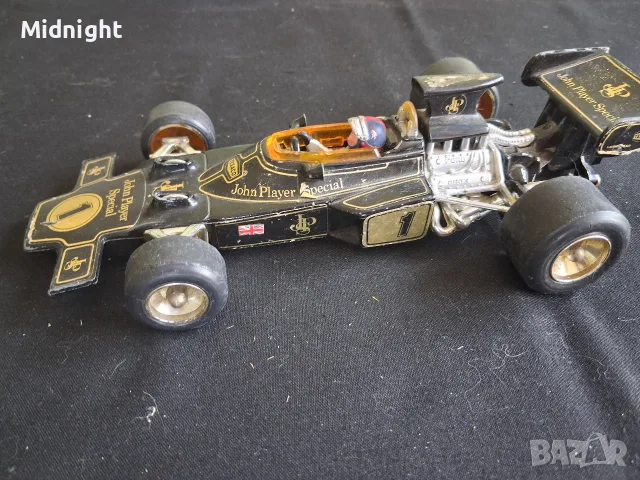 John Player Special F1 1:18, снимка 3 - Колекции - 55706906