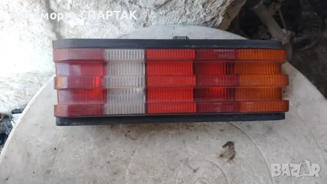 Ляв / десен стоп за Mercedes 190е w201