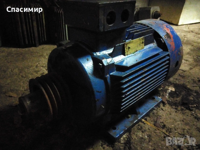 Ел двигател 15 kw на 1455обр 
