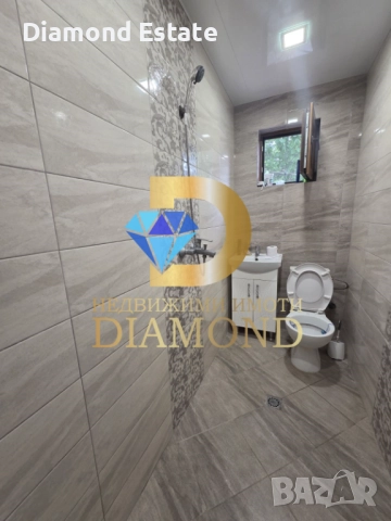 Двуетажна къща, парцели и бизнес в село Тракия, обл. Стара Загора, снимка 5 - Къщи - 51483256