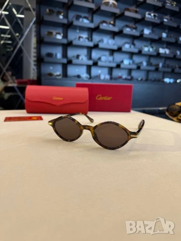 очила с черен обикновен калъф и ув защита gucci cartier Tom ford, снимка 10 - Слънчеви и диоптрични очила - 51175368