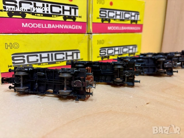 Двуосни товарни вагони с бурета/бъчви Schicht 1:87 HO влак, влакче, снимка 4 - Влакчета, самолети, хеликоптери - 53928733