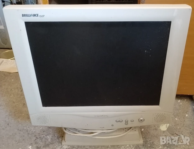 Продавам LCD монитор "PHILIPS" с вградени колонки