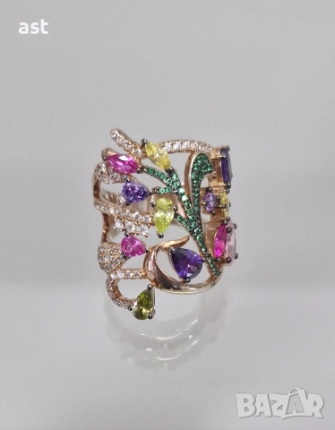 Сребърен пръстен с разноцветни камъни